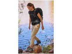 2 dames sportshirts<CRIVIT New