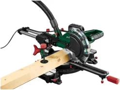 Afkortzaag met verstekfunctie 2000 W - zaagblad 210 mm<PARKSIDE® Clearance