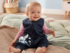 Baby slaapzak< New