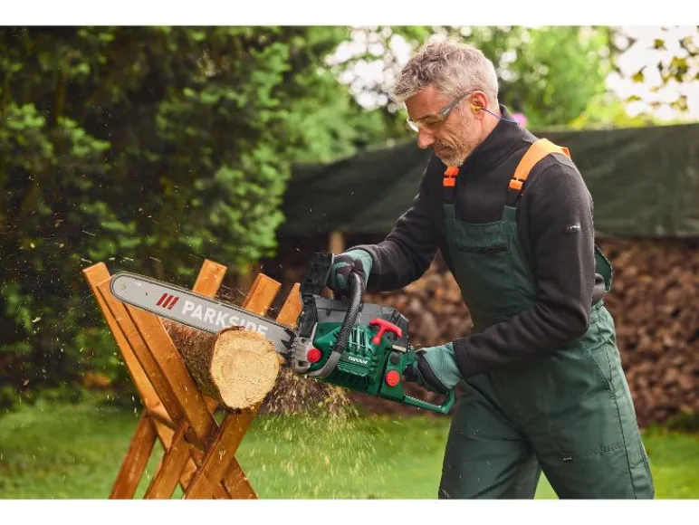Benzine kettingzaag 2 kW<PARKSIDE® Hot