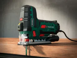 Decoupeerzaag met pendelslag 800 W<PARKSIDE® Discount