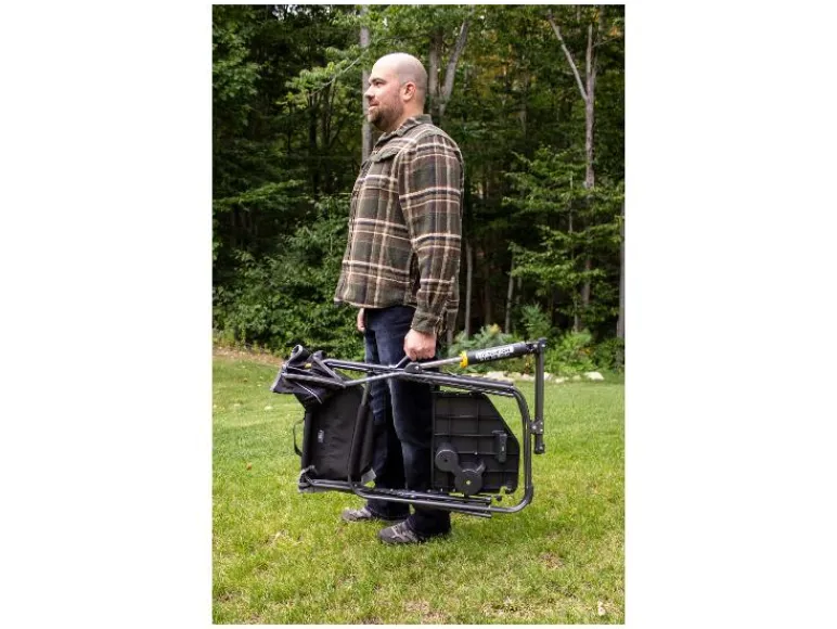 Freestyle Rocker XL™ Campingstoel met schommelfunctie en zijtafel<GCI New