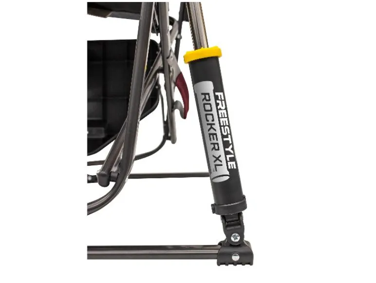Freestyle Rocker XL™ Campingstoel met schommelfunctie en zijtafel<GCI New