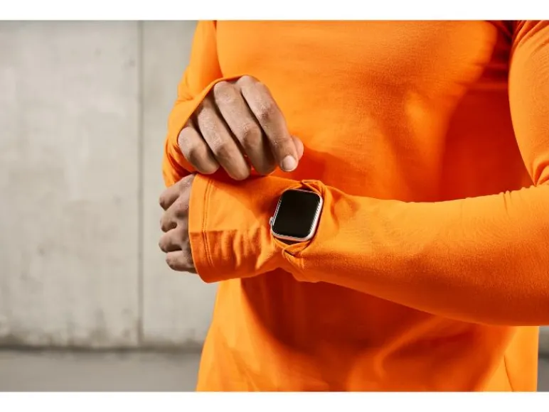 Heren sportshirt met smartwatch opening<CRIVIT Outlet