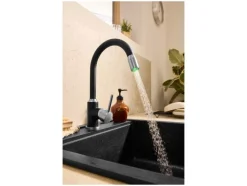 Keukenkraan met LED<LIVARNO® Outlet