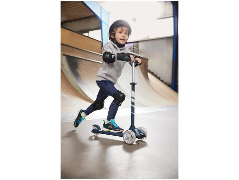 Kinderstep met LED-wielen<Playtive Online