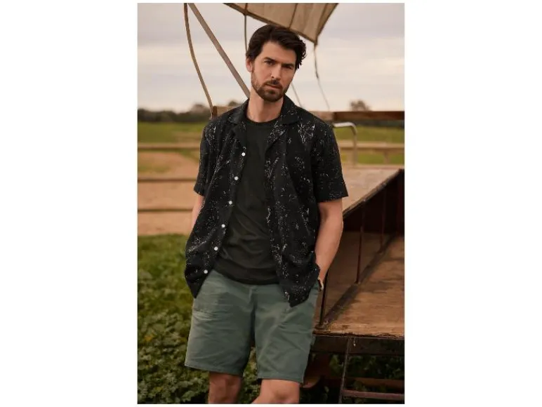 Korte heren broek<LIVERGY® Clearance