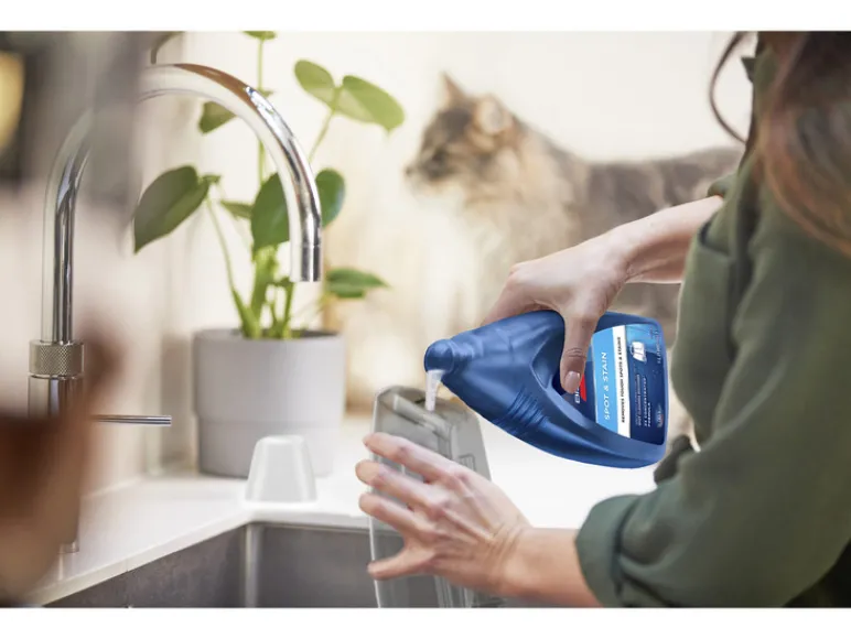 Spot and Stain vlekkenreiniger 1 L<Bissell Outlet